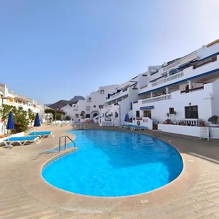 Apartment Casa Blanca Port Royale - Heated Pool, Ocean View, Fibre Net Los Cristianos (Tenerife)