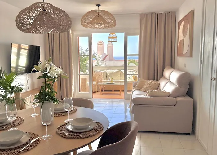 Casa Blanca Port Royale - Heated Pool, Ocean View, Fibre Net Apartment
