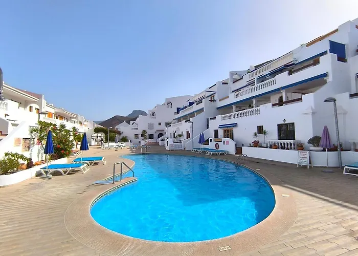 Apartment Casa Blanca Port Royale - Heated Pool, Ocean View, Fibre Net Los Cristianos (Tenerife)