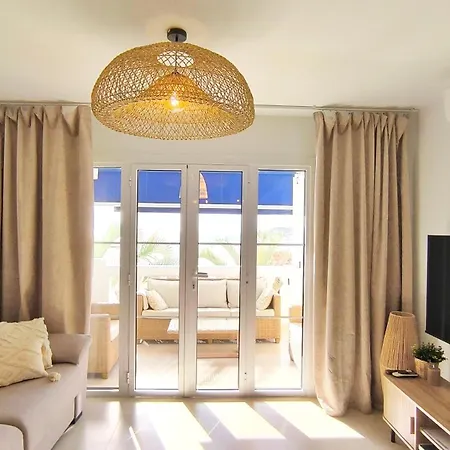 Casa Blanca Port Royale - Heated Pool, Ocean View, Fibre Net Apartment *