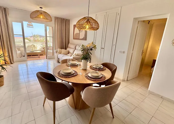Casa Blanca Port Royale - Heated Pool, Ocean View, Fibre Net